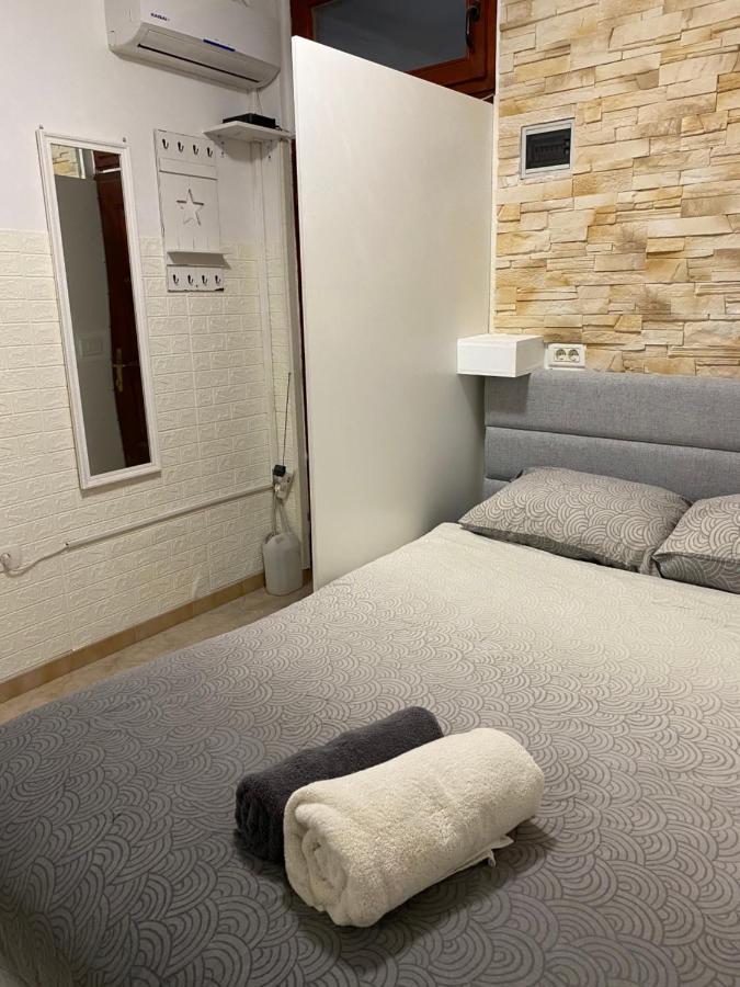 Апартаменты Studio Apartma Sara Пиран Экстерьер фото